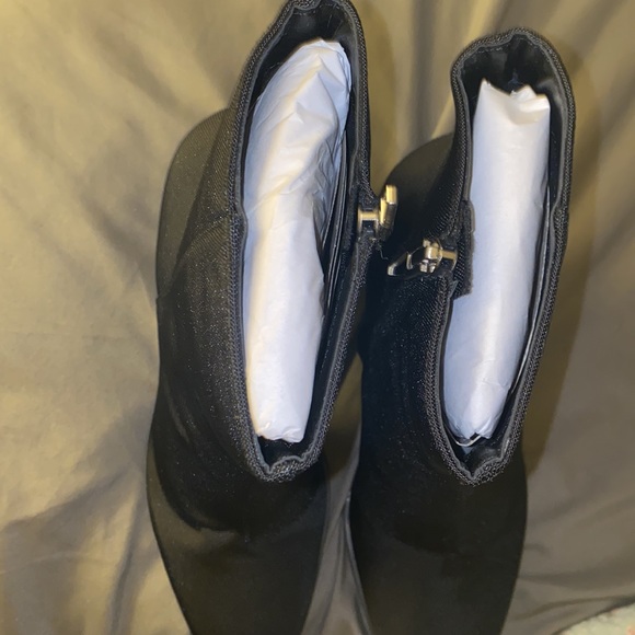 Dolce Vita! Never worn and not really my style anymore:) - Picture 3 of 5